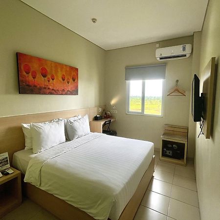 טנגרנג Lemo Hotel Serpong מראה חיצוני תמונה