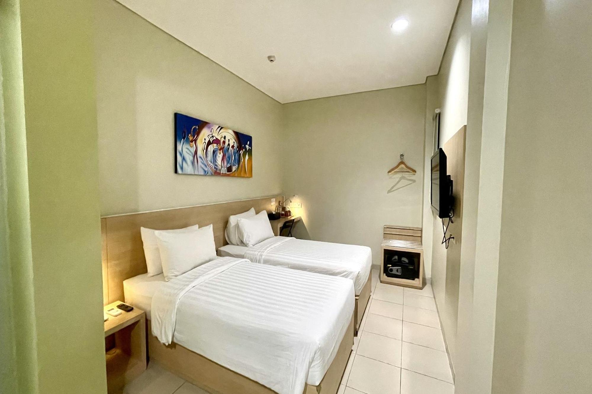 טנגרנג Lemo Hotel Serpong מראה חיצוני תמונה