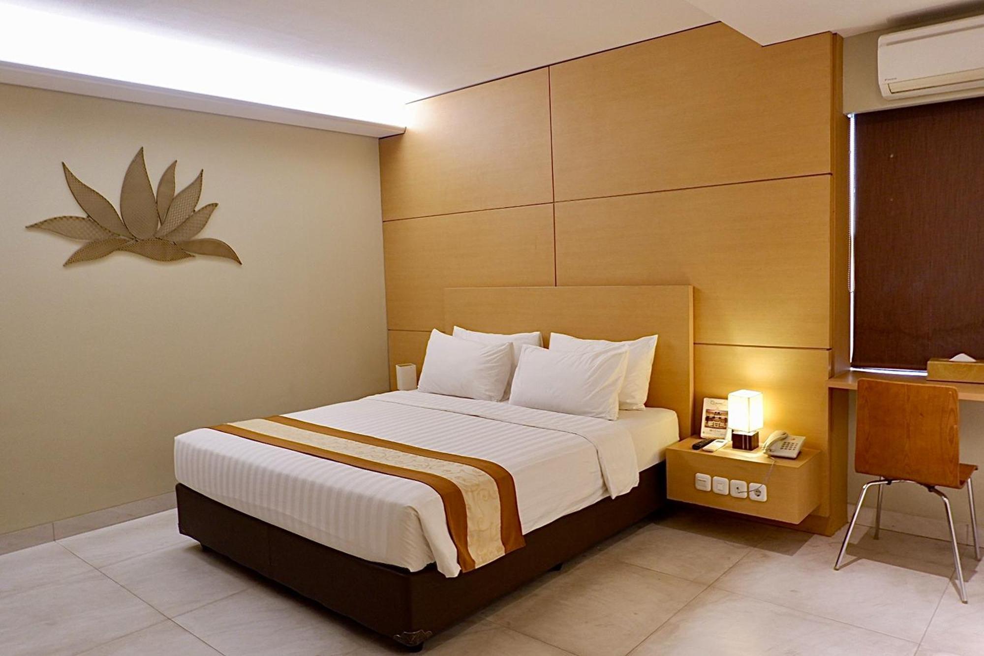 טנגרנג Lemo Hotel Serpong מראה חיצוני תמונה