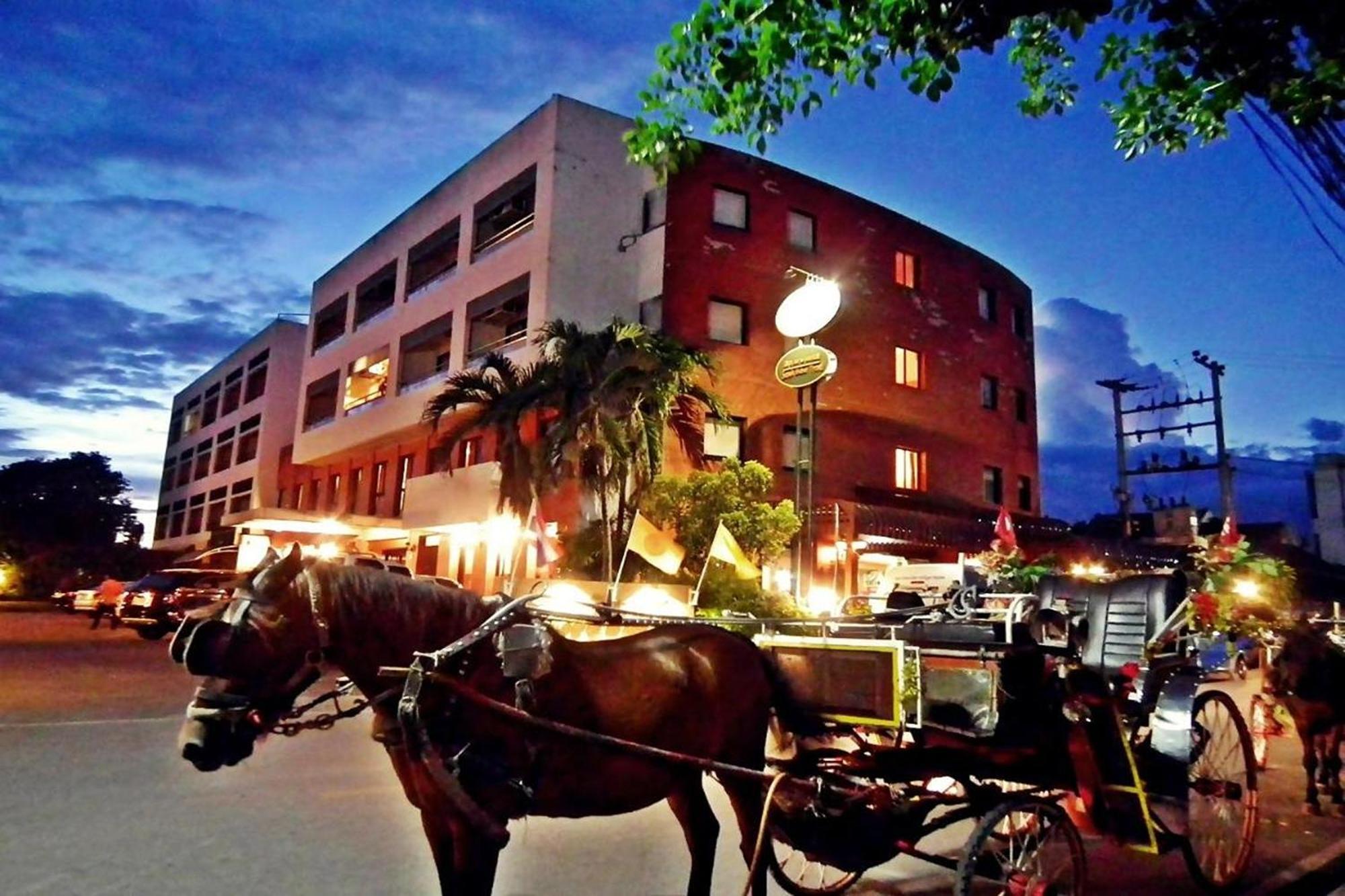 טנגרנג Lemo Hotel Serpong מראה חיצוני תמונה