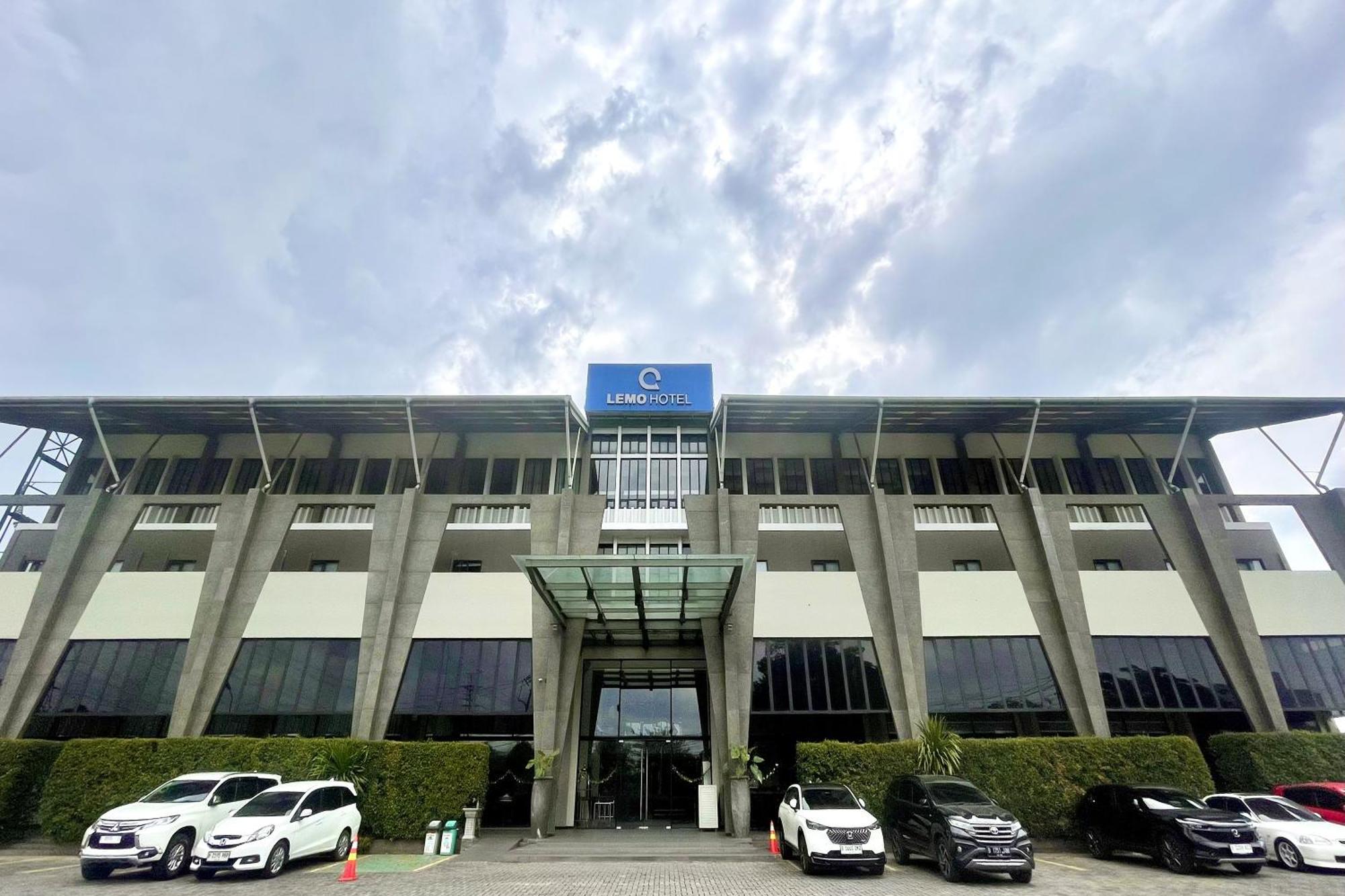 טנגרנג Lemo Hotel Serpong מראה חיצוני תמונה