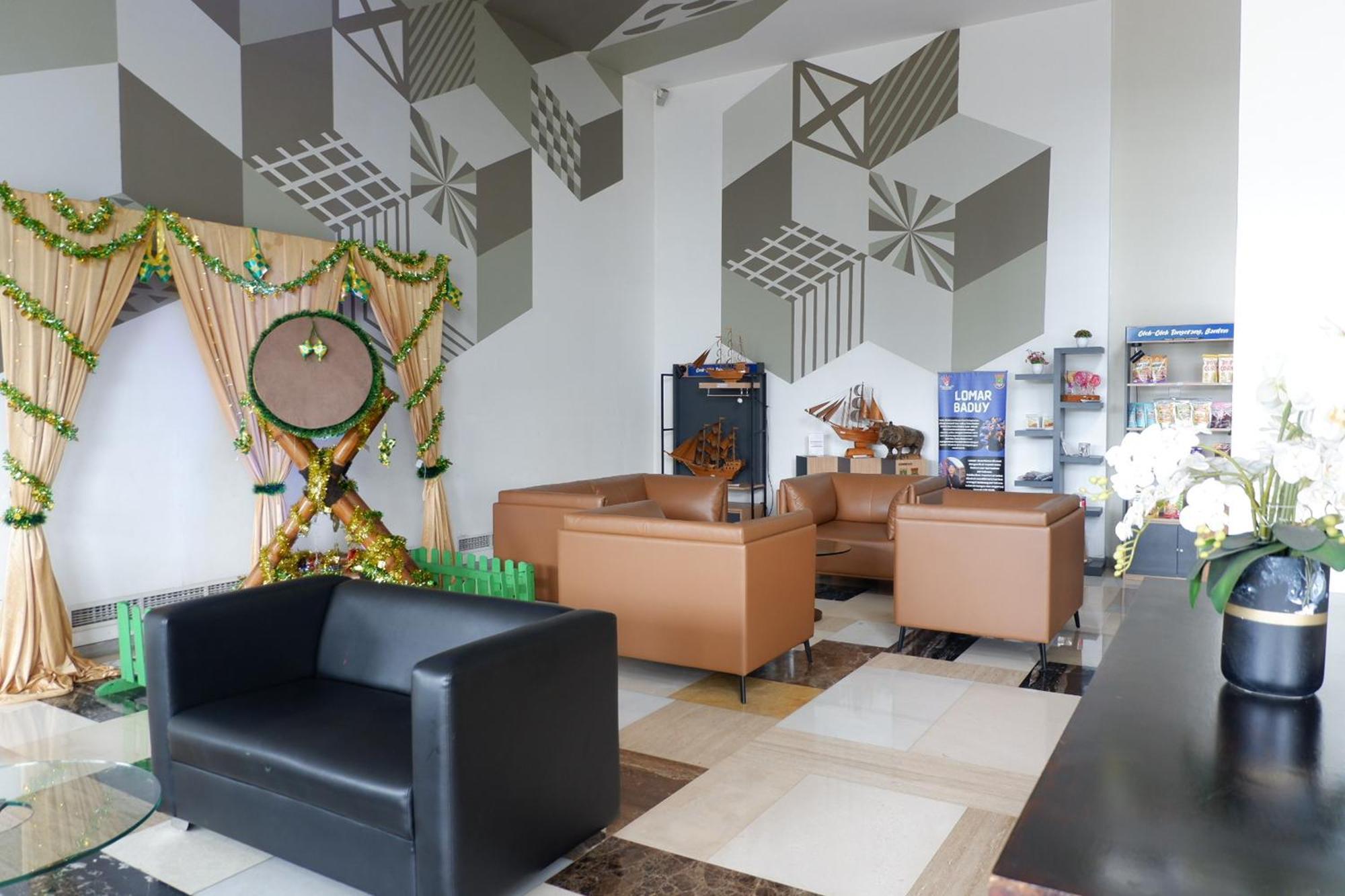 טנגרנג Lemo Hotel Serpong מראה חיצוני תמונה
